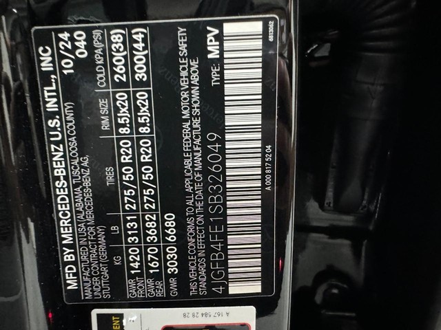 Mercedes-Benz GLE Vehicle Full-screen Gallery Image 41