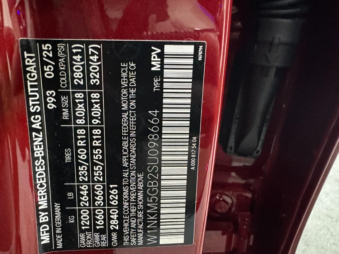 Mercedes-Benz GLC Vehicle Full-screen Gallery Image 37