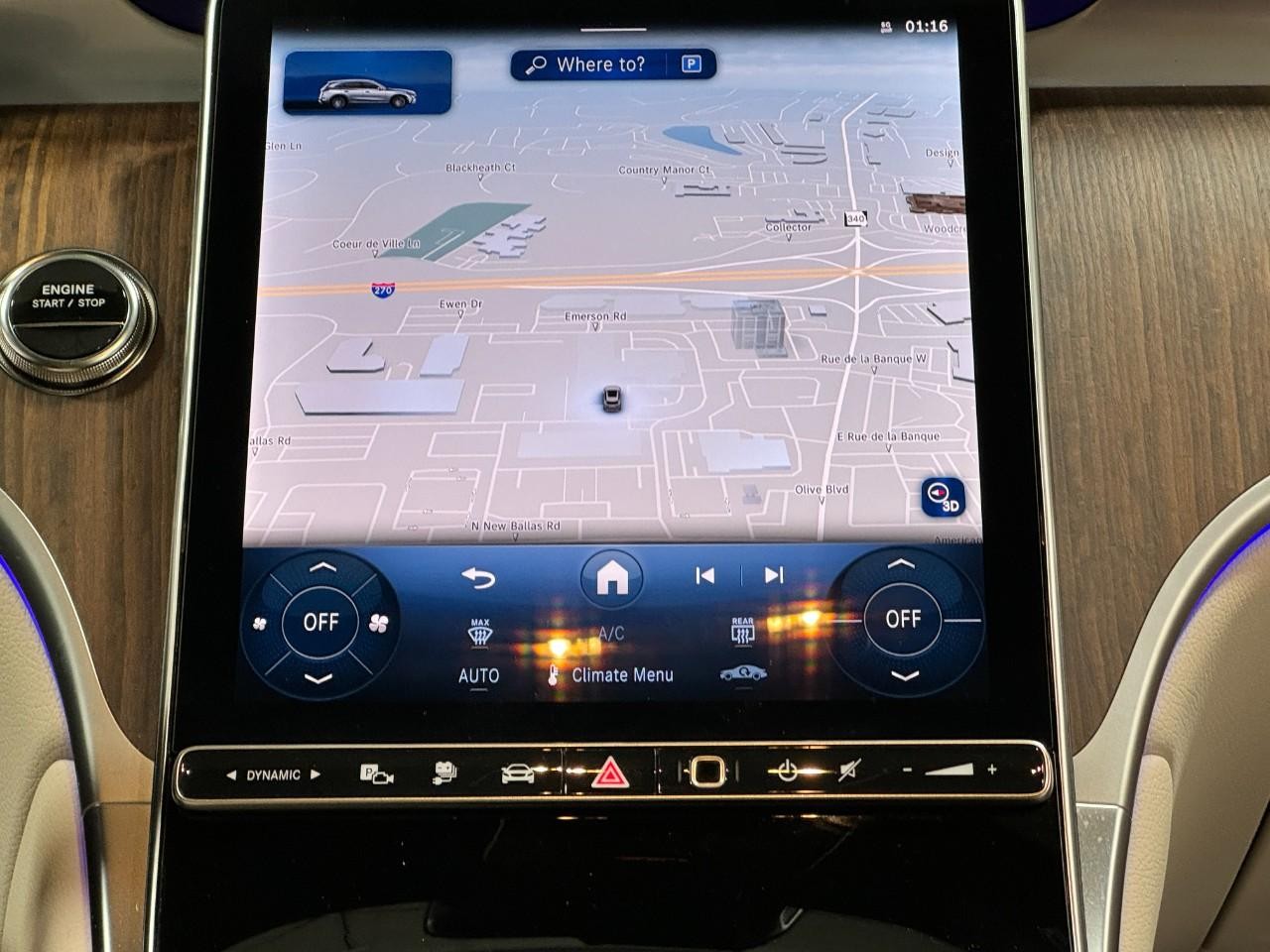 Mercedes-Benz GLC Vehicle Full-screen Gallery Image 14