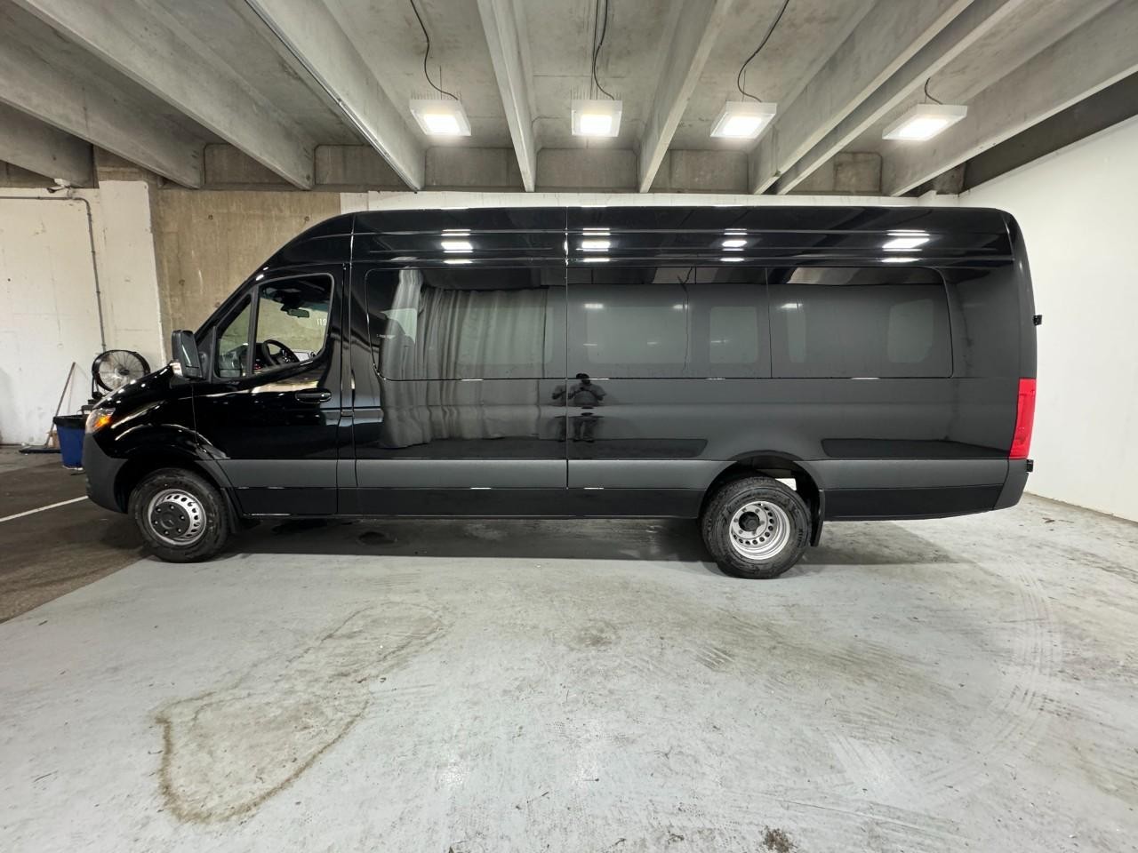 Mercedes-Benz Sprinter Cargo Van Vehicle Full-screen Gallery Image 2