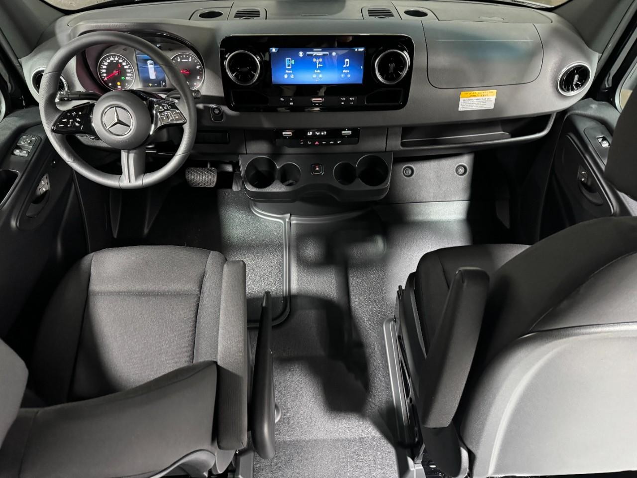 Mercedes-Benz Sprinter Cargo Van Vehicle Full-screen Gallery Image 11