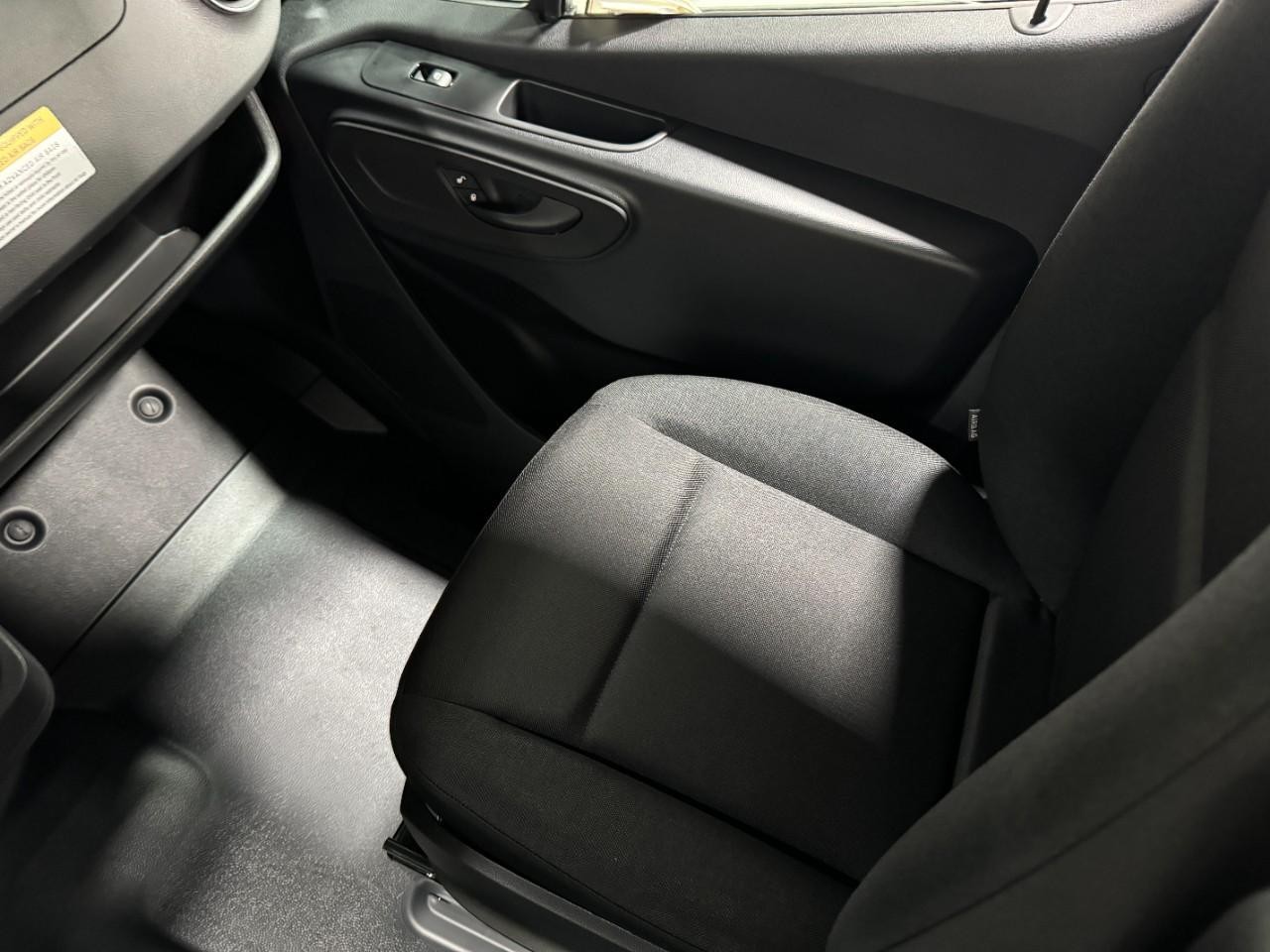 Mercedes-Benz Sprinter Cargo Van Vehicle Full-screen Gallery Image 15