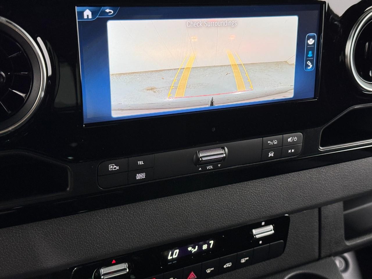 Mercedes-Benz Sprinter Cargo Van Vehicle Full-screen Gallery Image 30