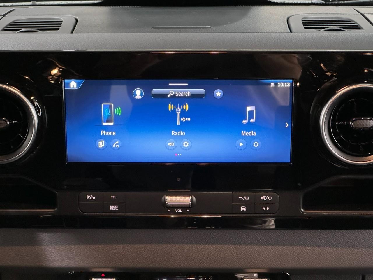 Mercedes-Benz Sprinter Cargo Van Vehicle Full-screen Gallery Image 13