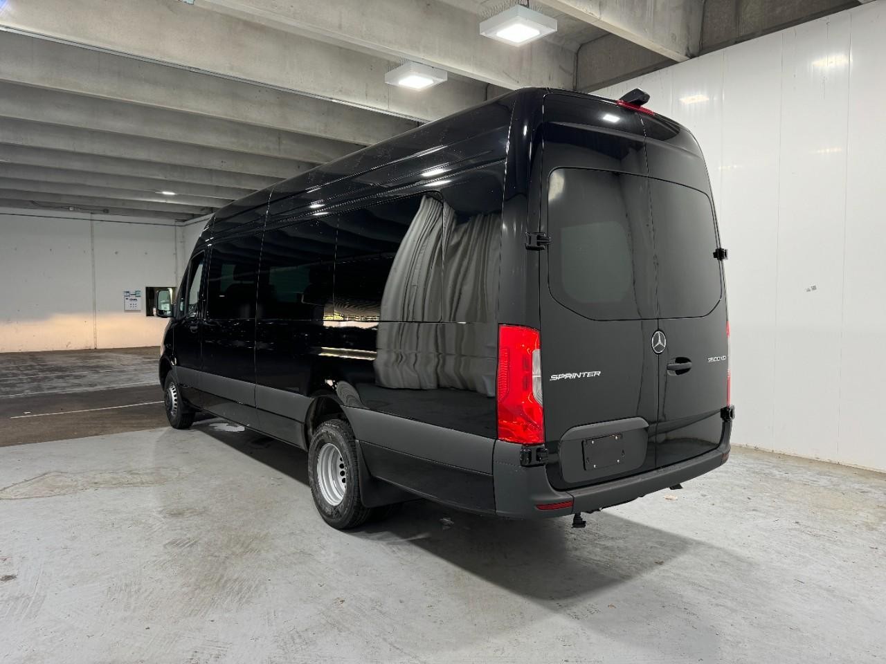 Mercedes-Benz Sprinter Cargo Van Vehicle Full-screen Gallery Image 3