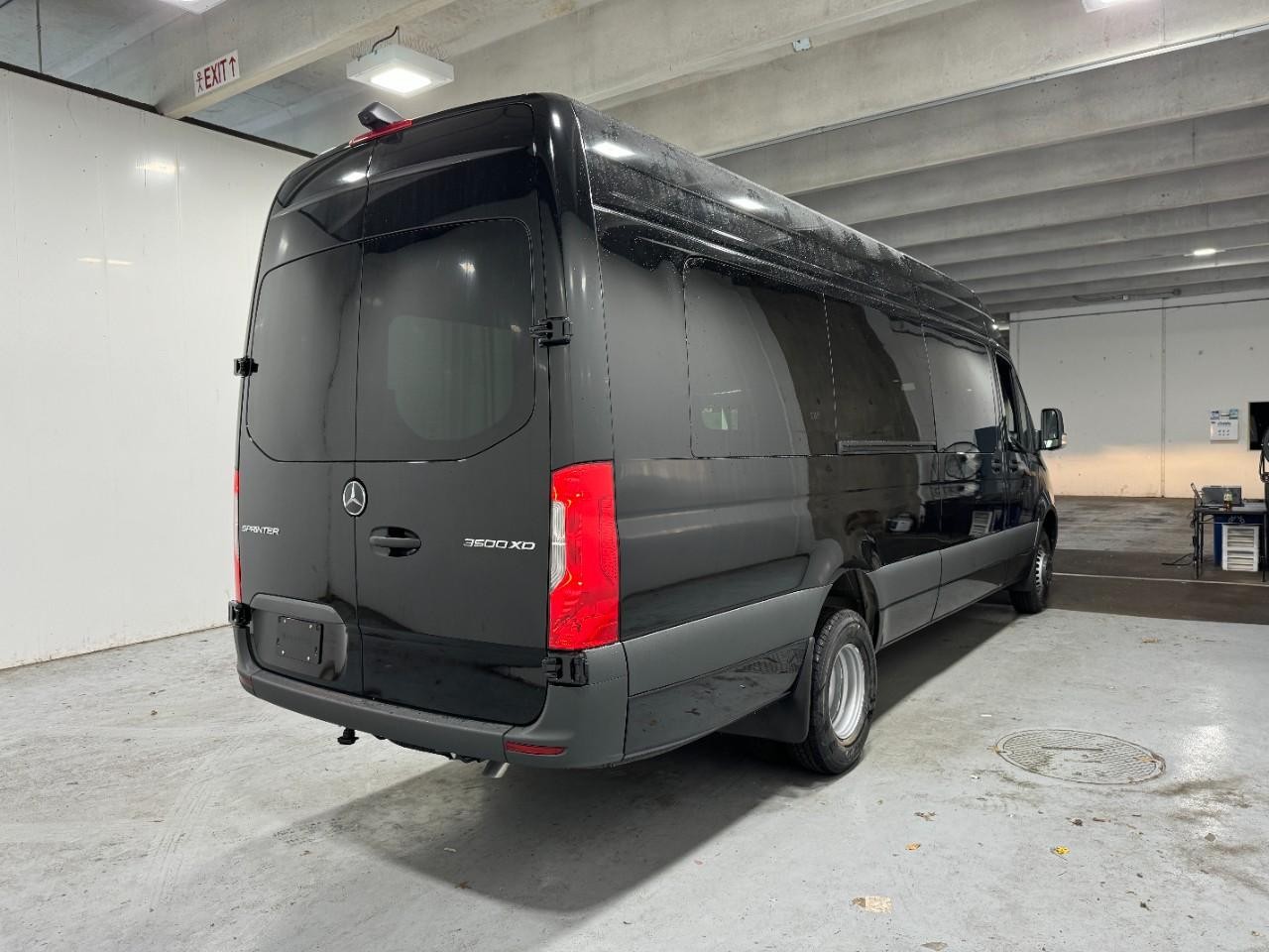 Mercedes-Benz Sprinter Cargo Van Vehicle Full-screen Gallery Image 4