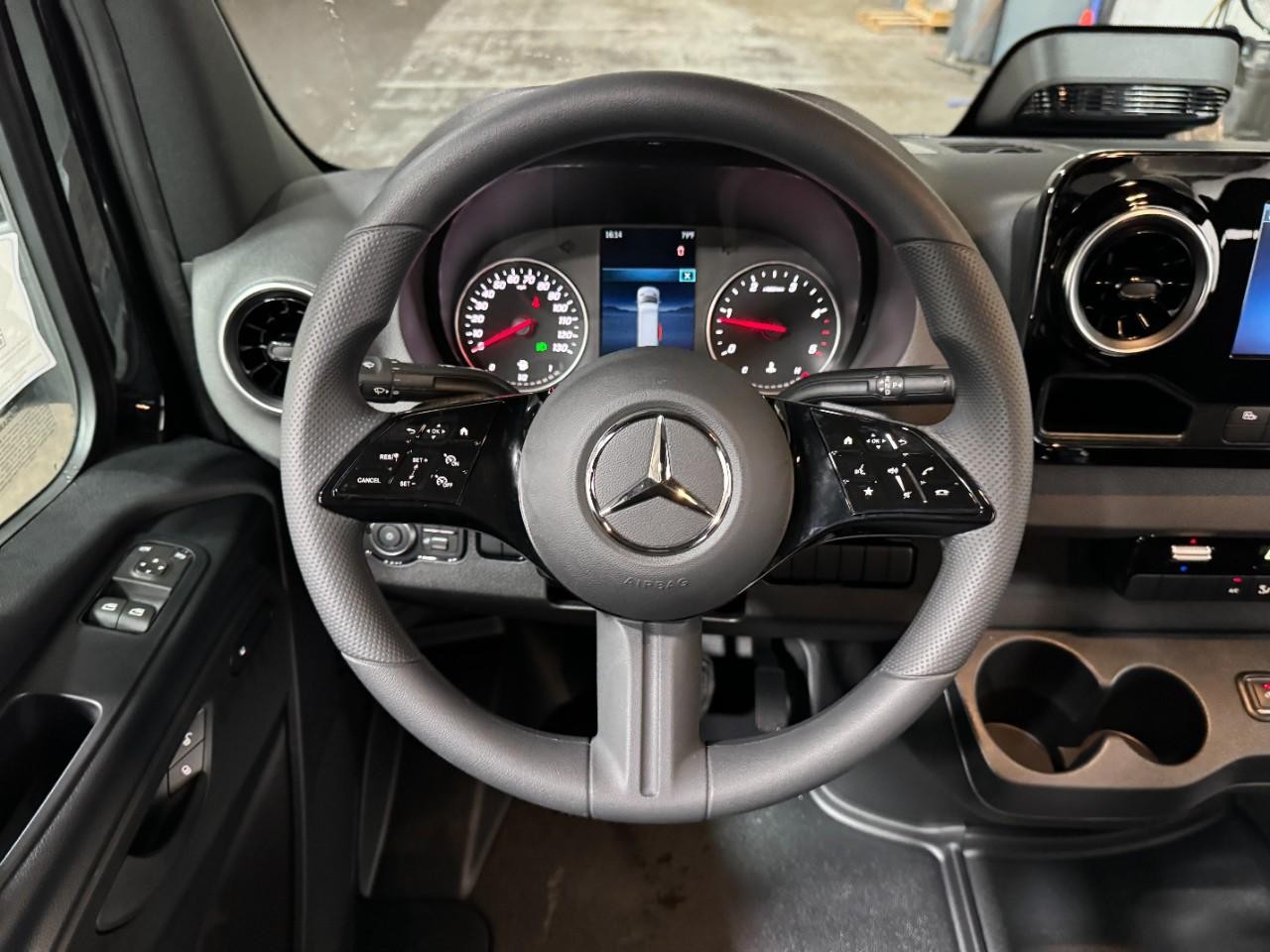 Mercedes-Benz Sprinter Cargo Van Vehicle Full-screen Gallery Image 12