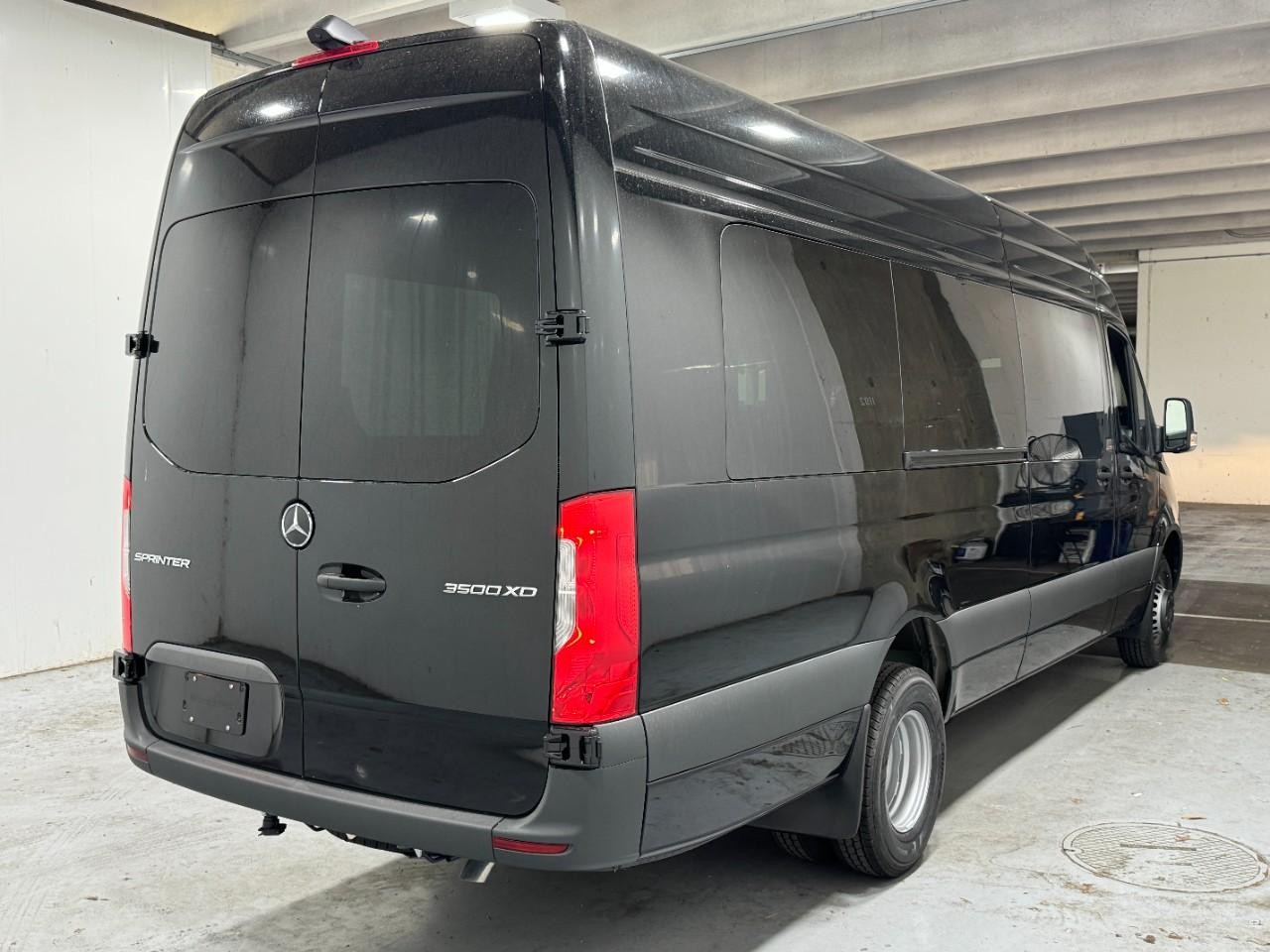 Mercedes-Benz Sprinter Cargo Van Vehicle Full-screen Gallery Image 4