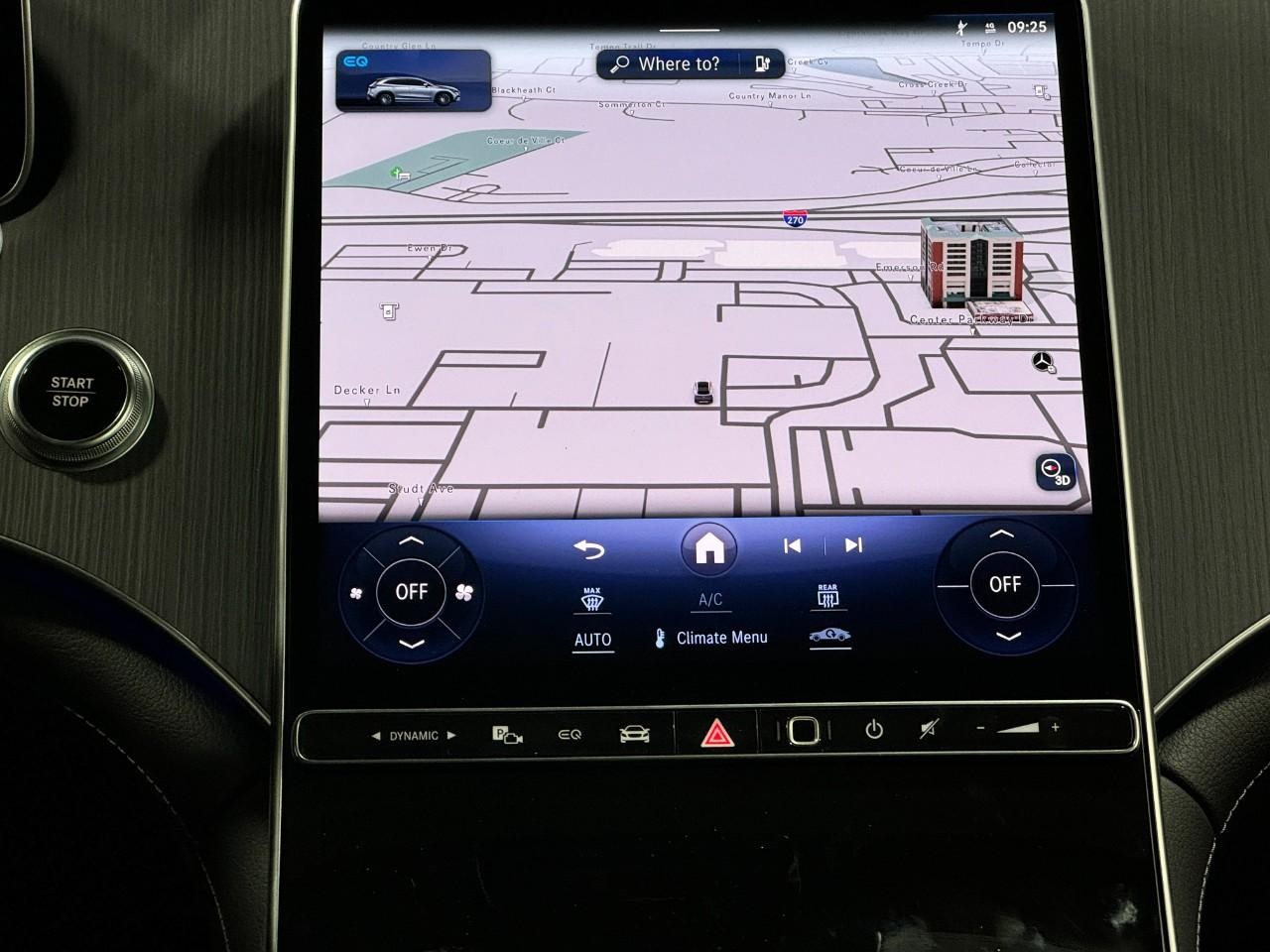 Mercedes-Benz EQE Vehicle Full-screen Gallery Image 14