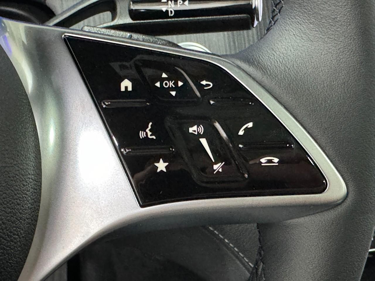 Mercedes-Benz EQE Vehicle Full-screen Gallery Image 33