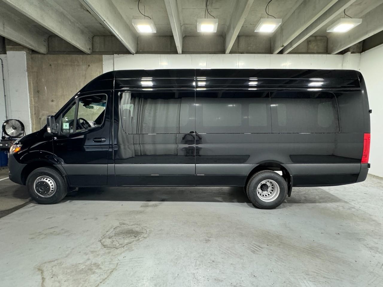 Mercedes-Benz Sprinter Cargo Van Vehicle Full-screen Gallery Image 2