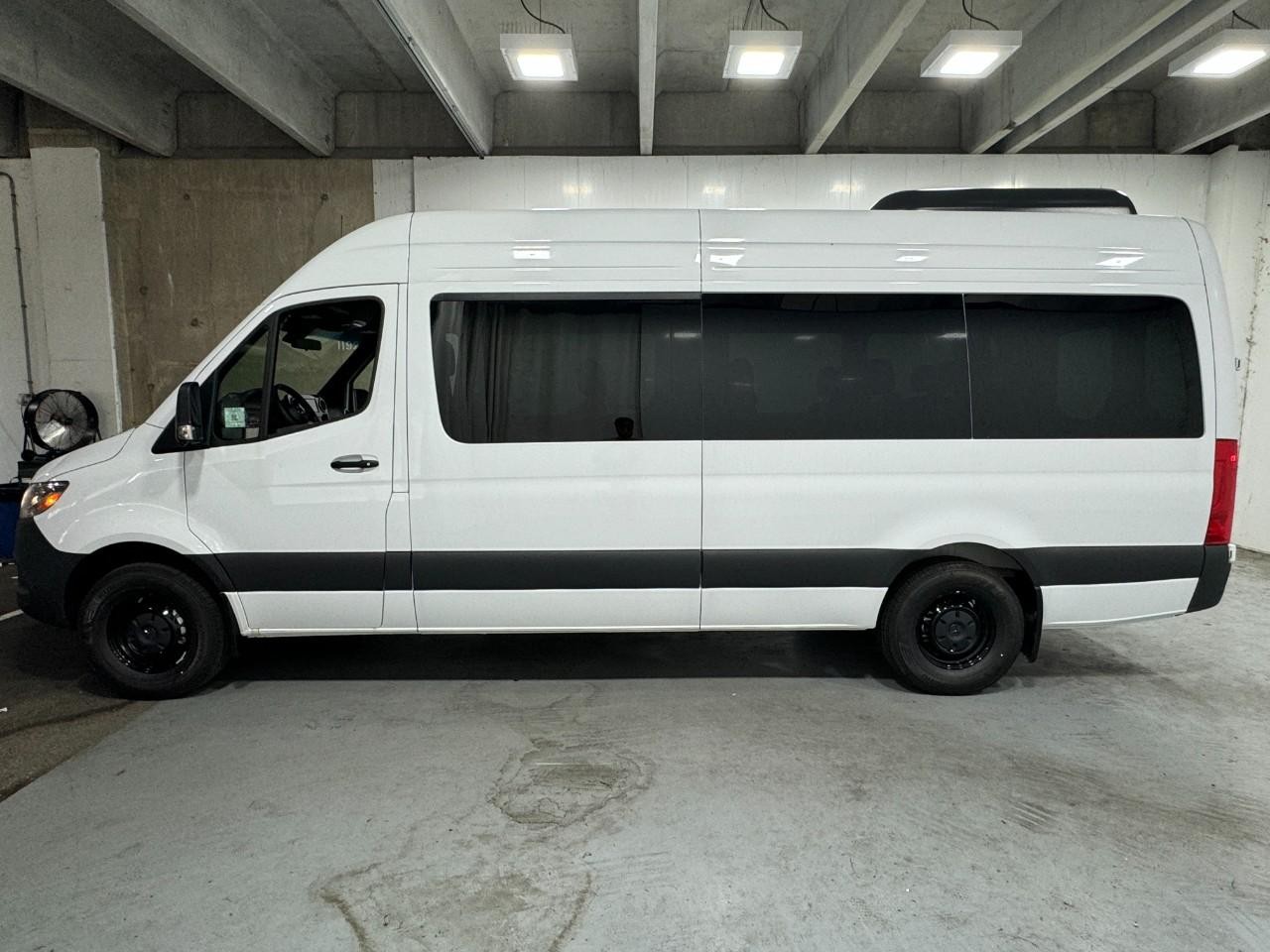 Mercedes-Benz Sprinter Passenger Van Vehicle Full-screen Gallery Image 2