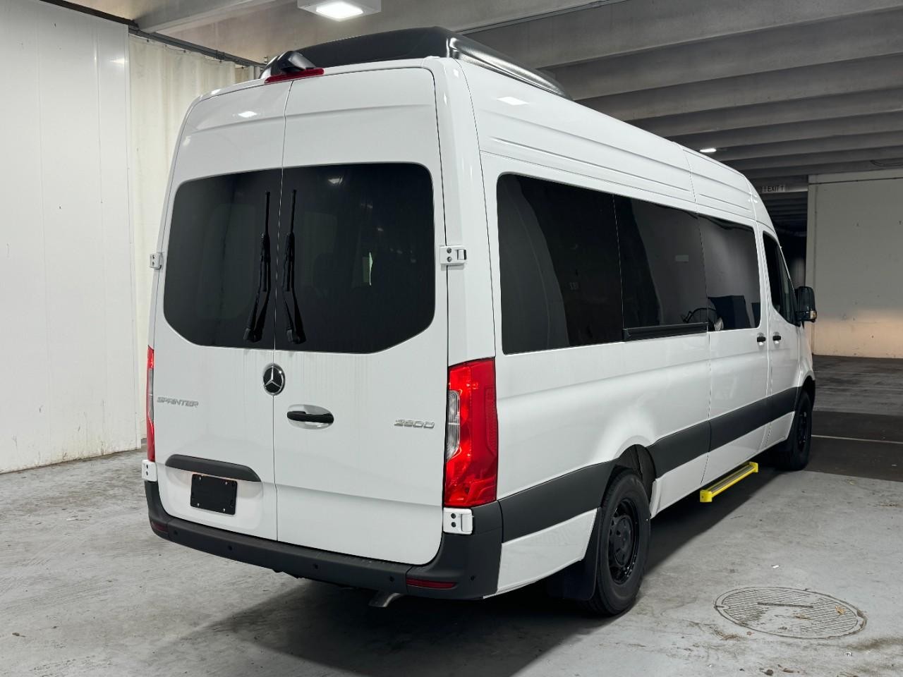 Mercedes-Benz Sprinter Passenger Van Vehicle Full-screen Gallery Image 4