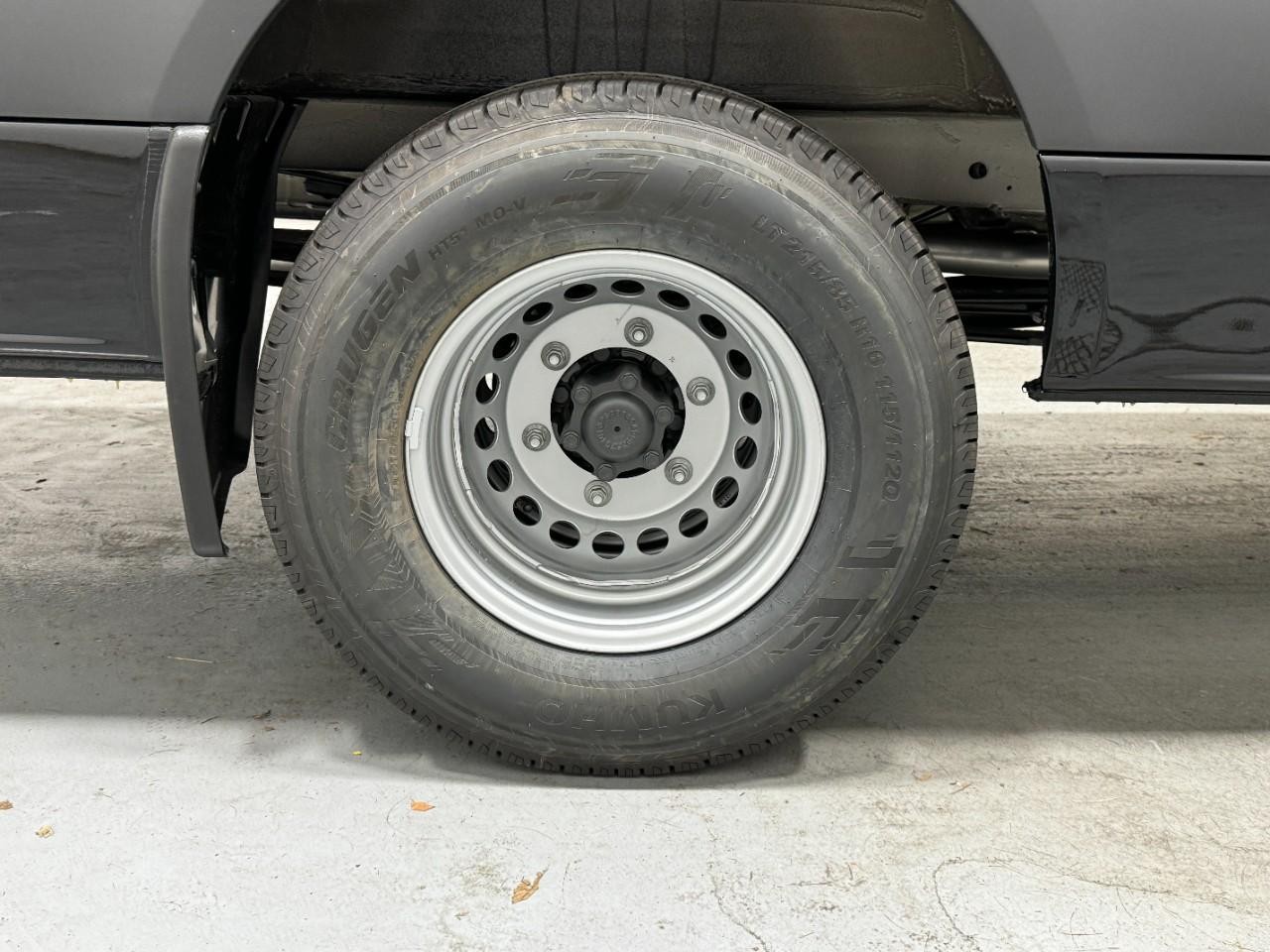 Mercedes-Benz Sprinter Cargo Van Vehicle Full-screen Gallery Image 5