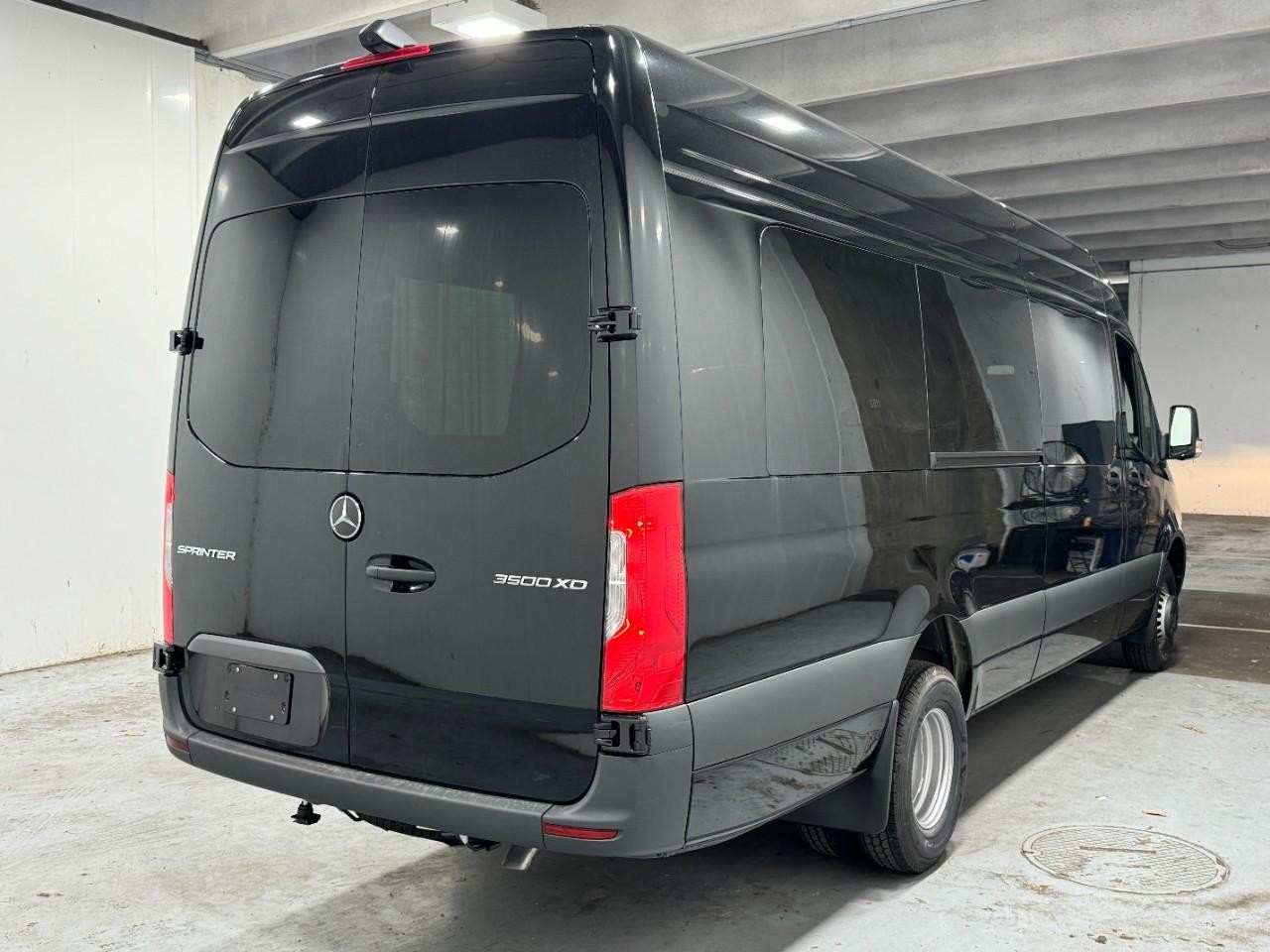 Mercedes-Benz Sprinter Cargo Van Vehicle Full-screen Gallery Image 4