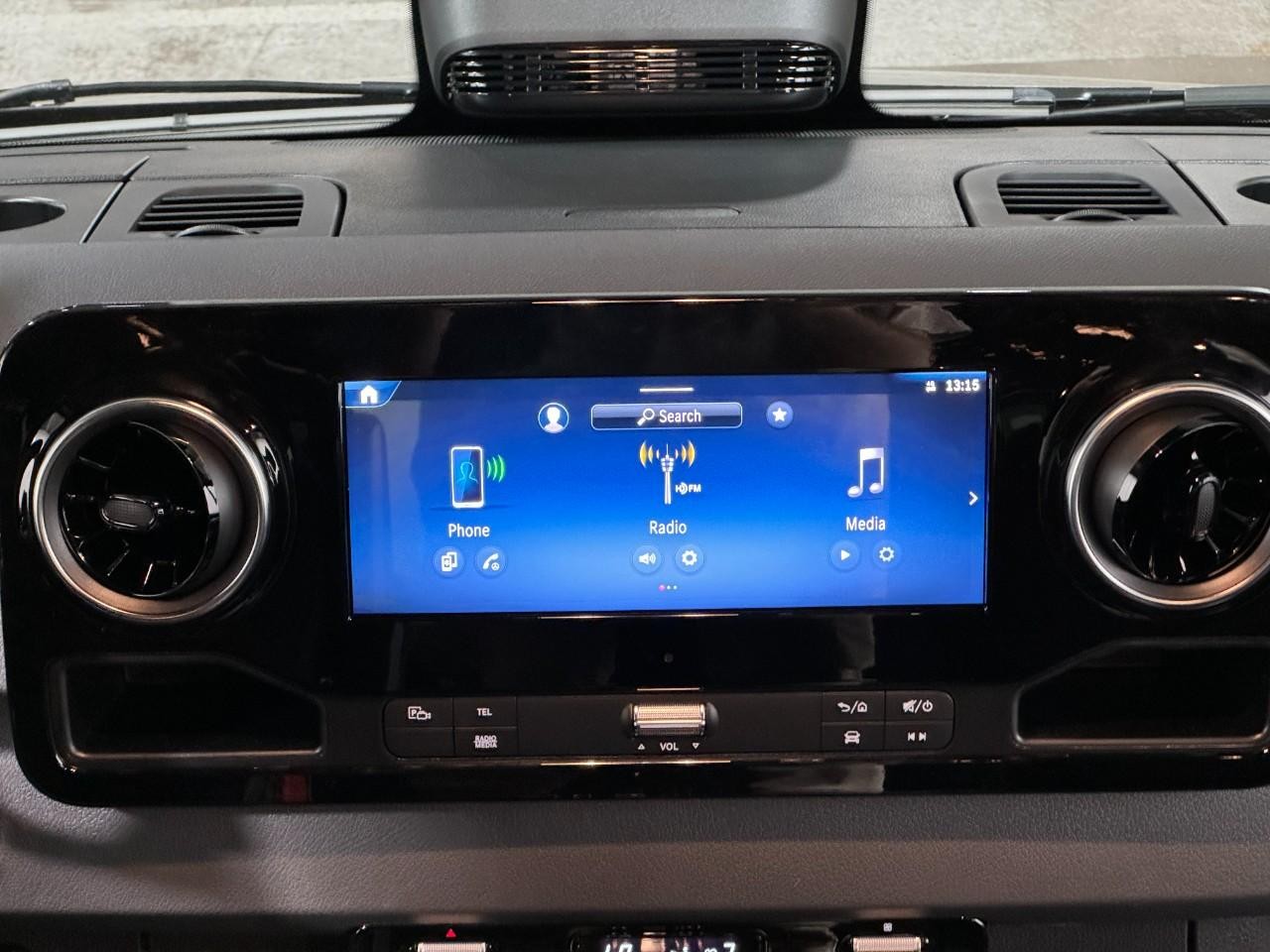 Mercedes-Benz Sprinter Cargo Van Vehicle Full-screen Gallery Image 14