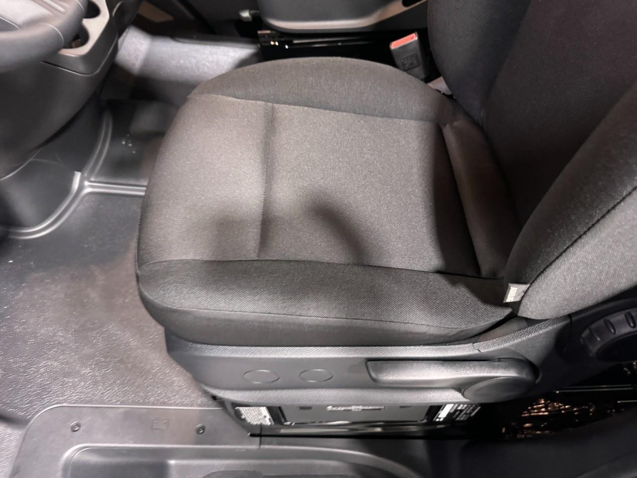 Mercedes-Benz Sprinter Cargo Van Vehicle Full-screen Gallery Image 26