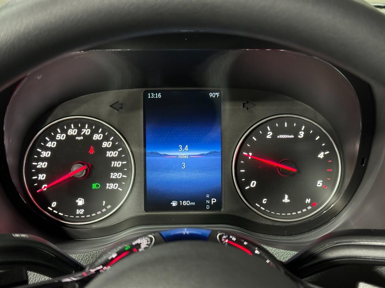 Mercedes-Benz Sprinter Cargo Van Vehicle Full-screen Gallery Image 31