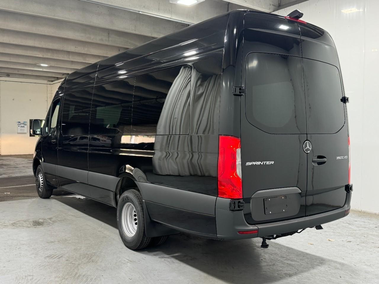 Mercedes-Benz Sprinter Cargo Van Vehicle Full-screen Gallery Image 3