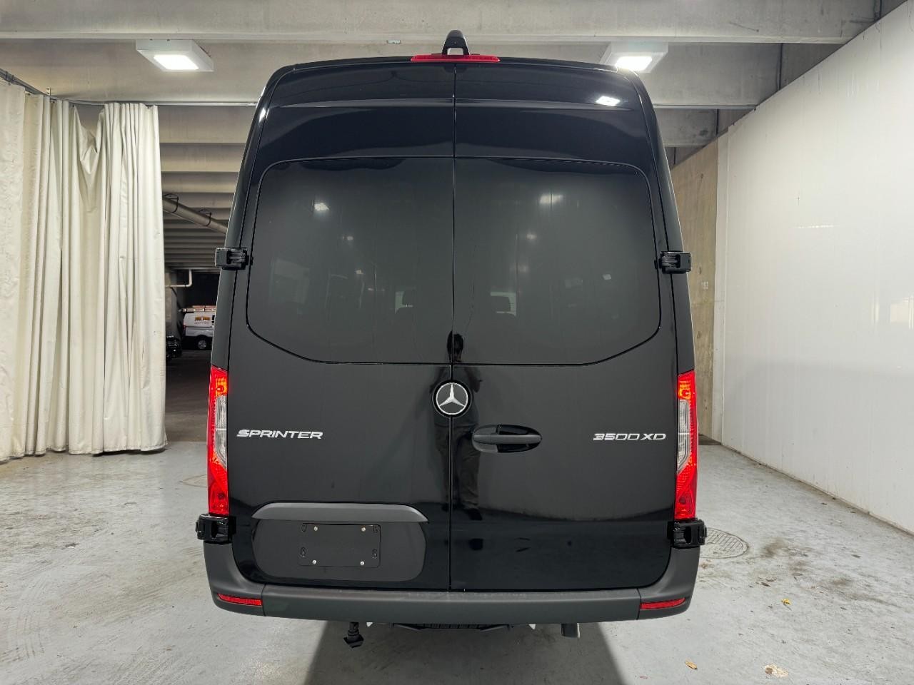 Mercedes-Benz Sprinter Cargo Van Vehicle Full-screen Gallery Image 8