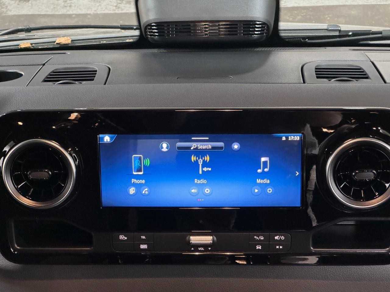 Mercedes-Benz Sprinter Cargo Van Vehicle Full-screen Gallery Image 14