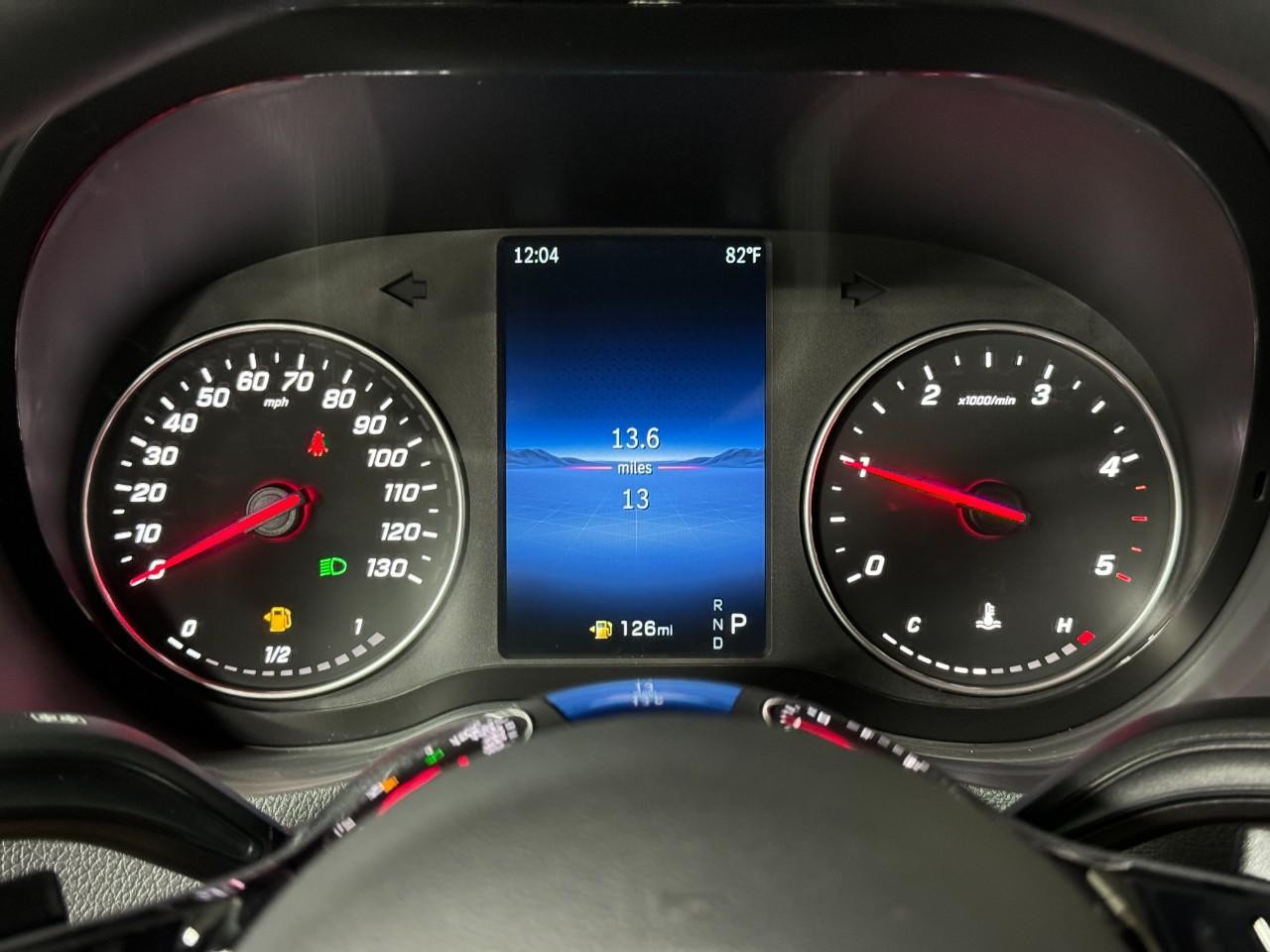 Mercedes-Benz Sprinter Cargo Van Vehicle Full-screen Gallery Image 31