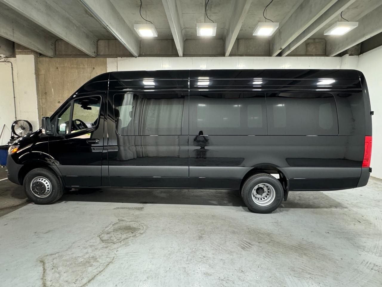 Mercedes-Benz Sprinter Cargo Van Vehicle Full-screen Gallery Image 2