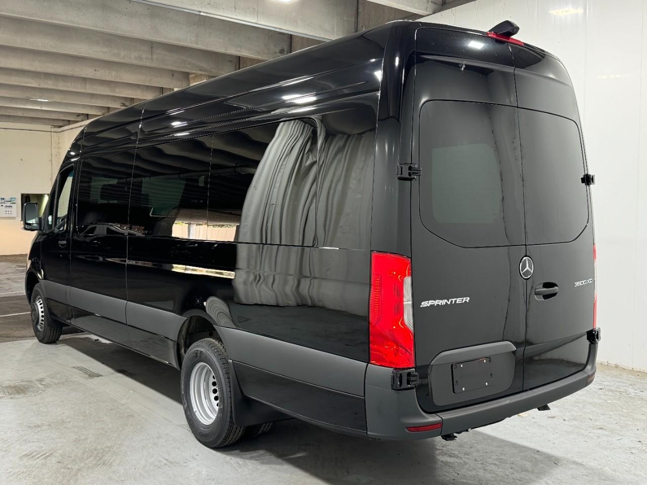 Mercedes-Benz Sprinter Cargo Van Vehicle Full-screen Gallery Image 3