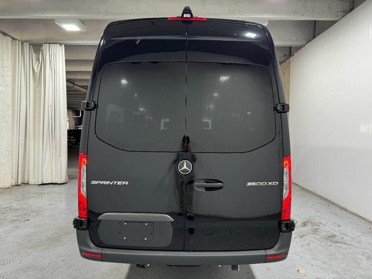 Mercedes-Benz Sprinter Cargo Van Vehicle Full-screen Gallery Image 8