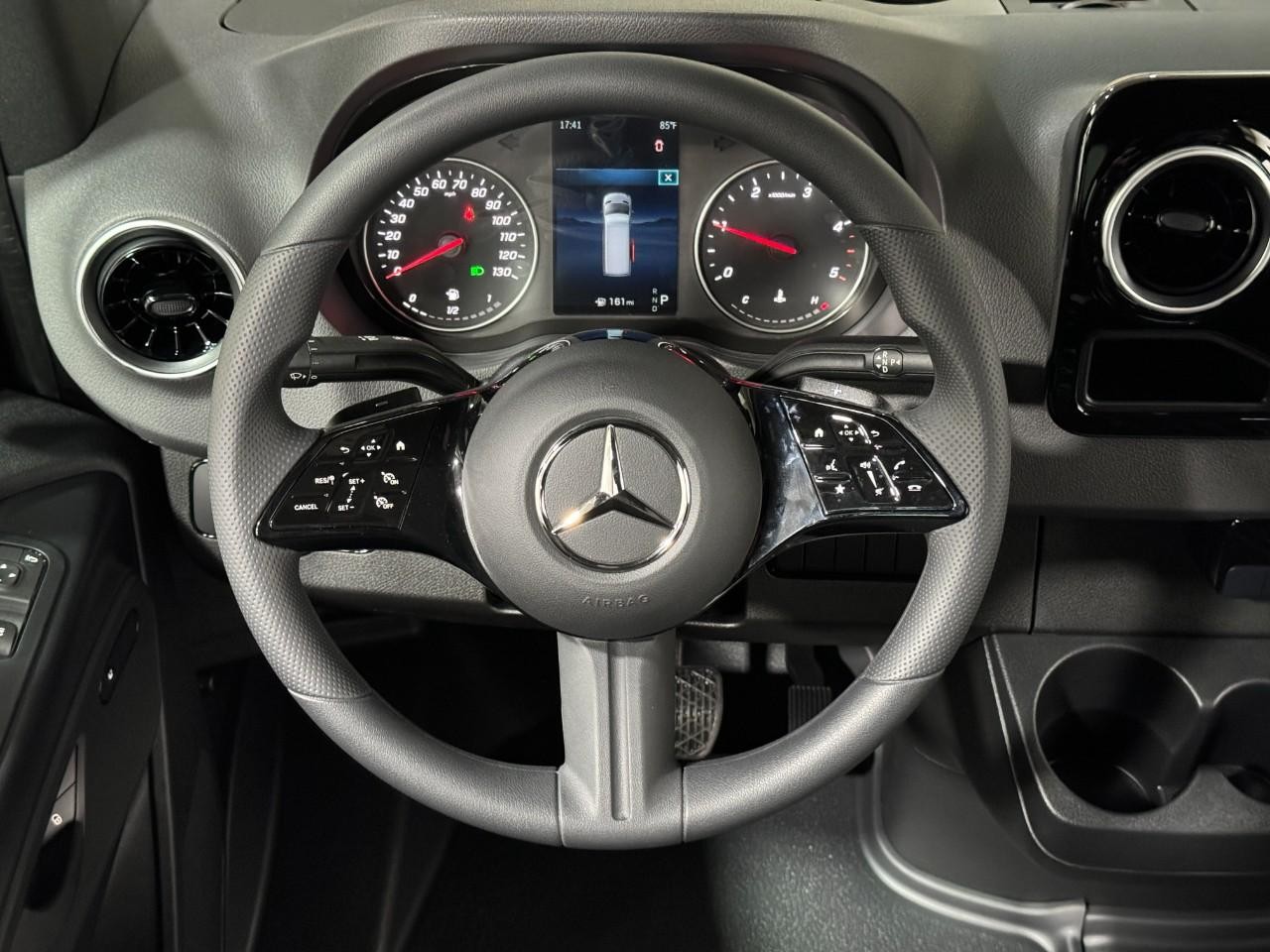 Mercedes-Benz Sprinter Cargo Van Vehicle Full-screen Gallery Image 13