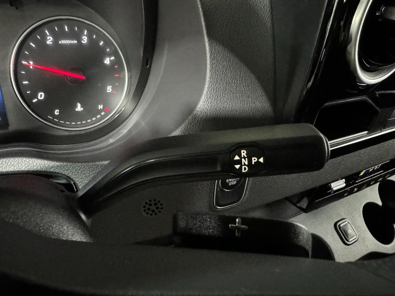 Mercedes-Benz Sprinter Cargo Van Vehicle Full-screen Gallery Image 32