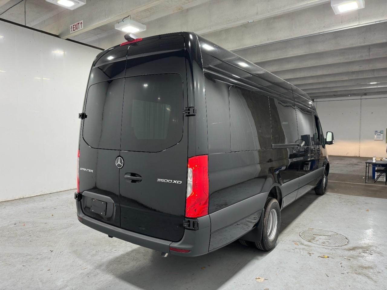 Mercedes-Benz Sprinter Cargo Van Vehicle Full-screen Gallery Image 4