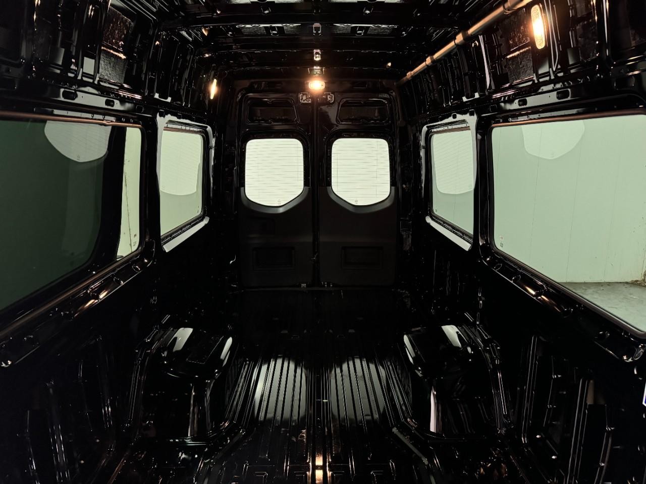 Mercedes-Benz Sprinter Cargo Van Vehicle Full-screen Gallery Image 11