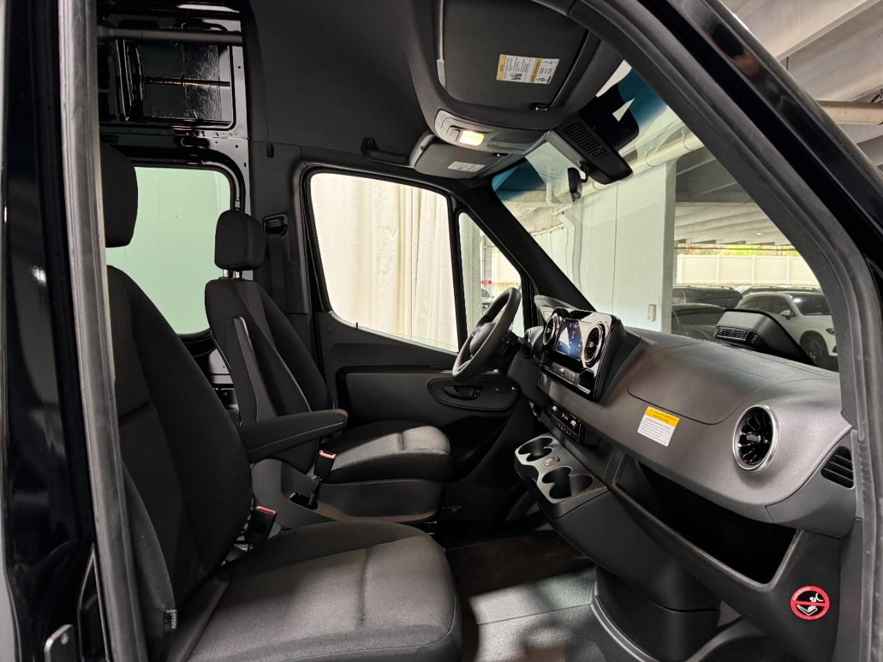 Mercedes-Benz Sprinter Cargo Van Vehicle Full-screen Gallery Image 17