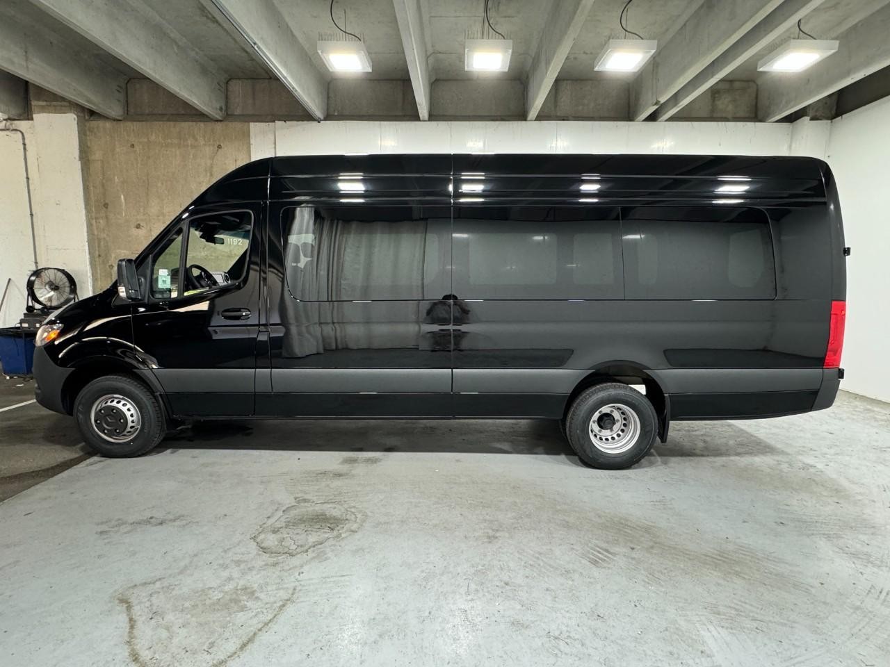 Mercedes-Benz Sprinter Cargo Van Vehicle Full-screen Gallery Image 2