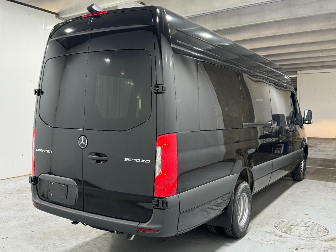 Mercedes-Benz Sprinter Cargo Van Vehicle Full-screen Gallery Image 4