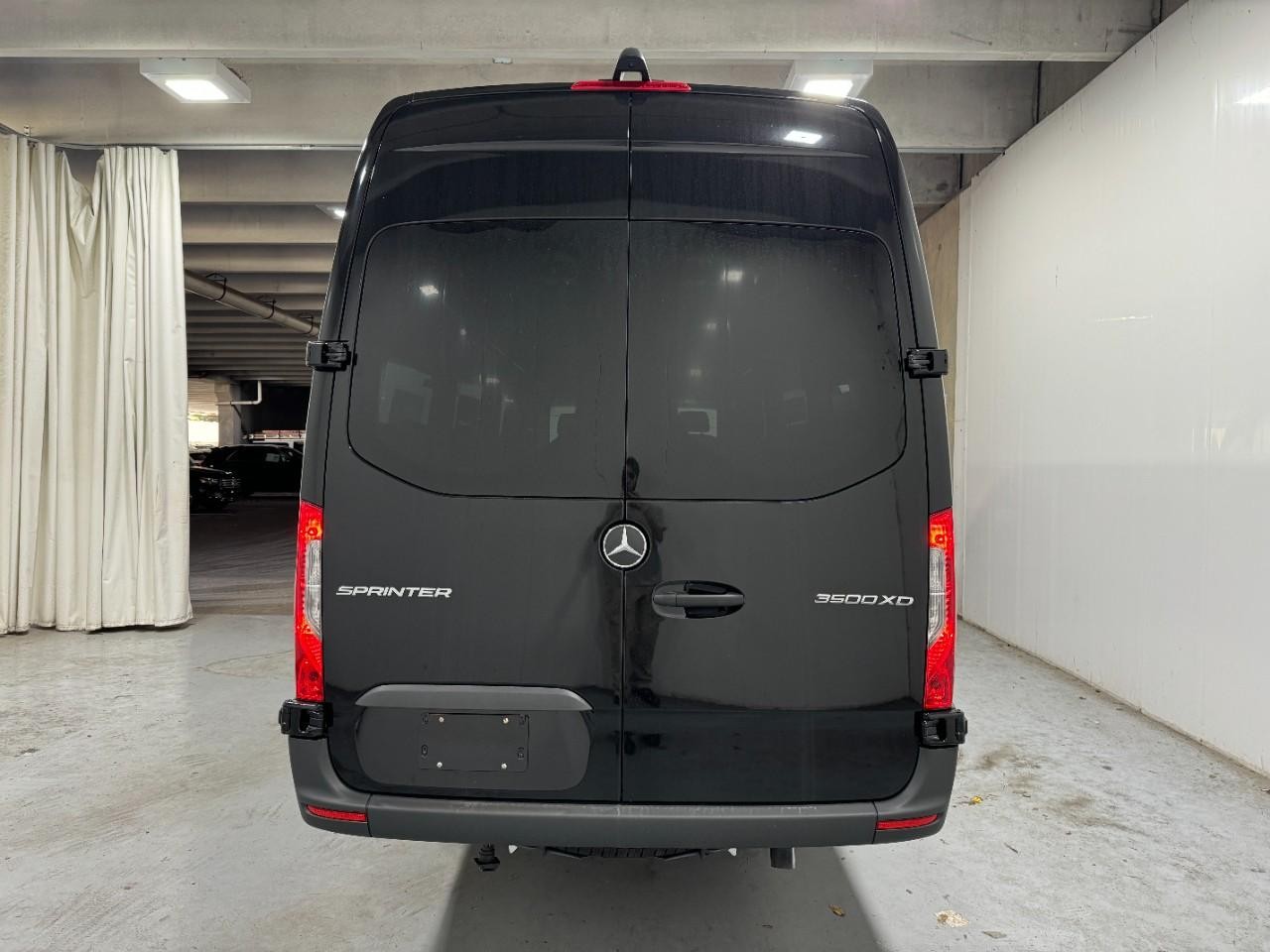 Mercedes-Benz Sprinter Cargo Van Vehicle Full-screen Gallery Image 8