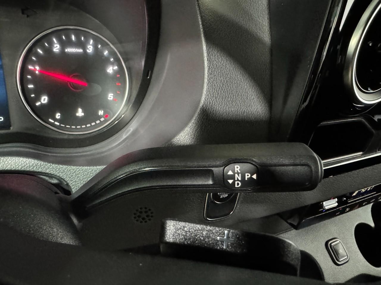 Mercedes-Benz Sprinter Cargo Van Vehicle Full-screen Gallery Image 31