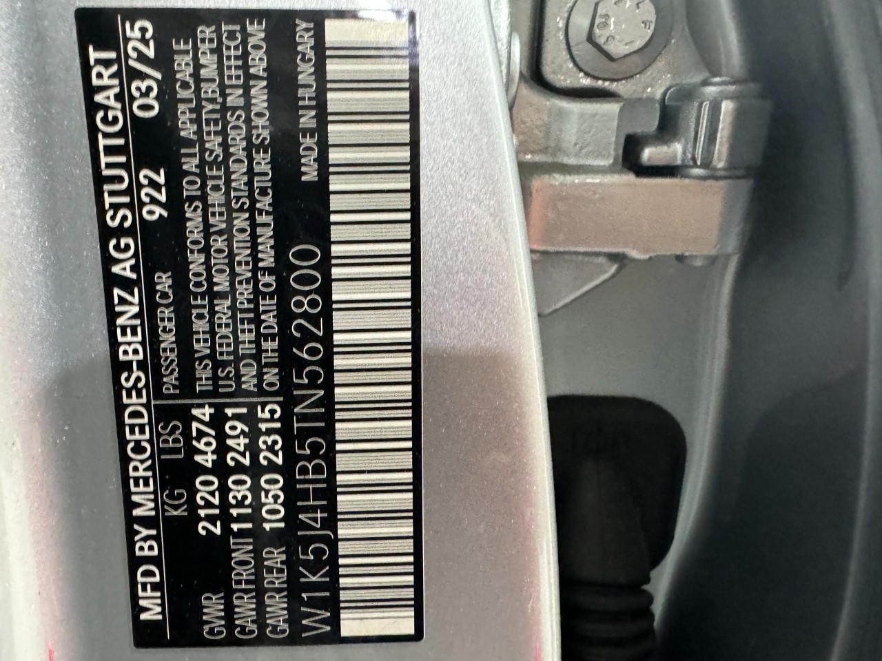 Mercedes-Benz CLA Vehicle Full-screen Gallery Image 37