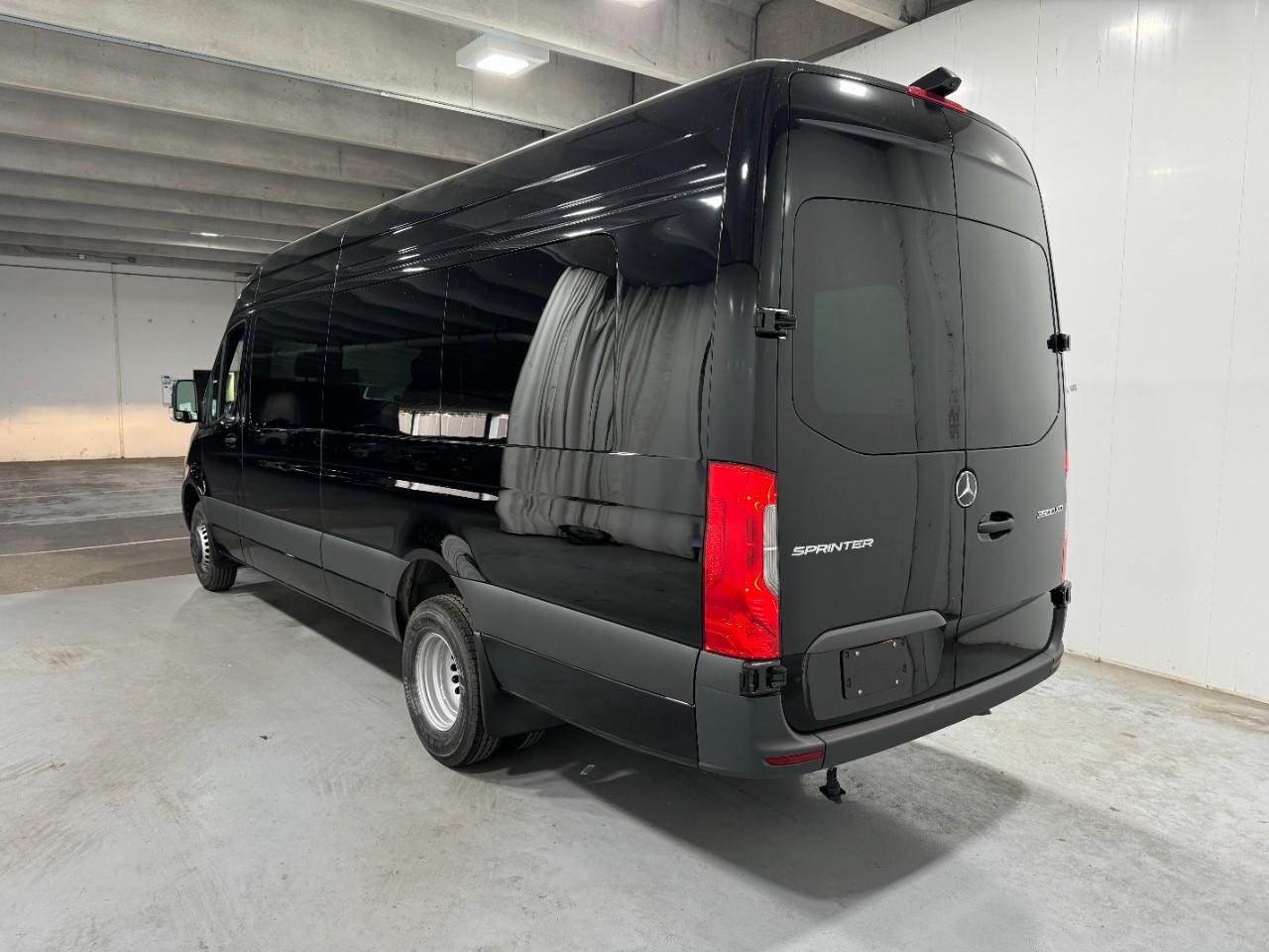 Mercedes-Benz Sprinter Cargo Van Vehicle Full-screen Gallery Image 3