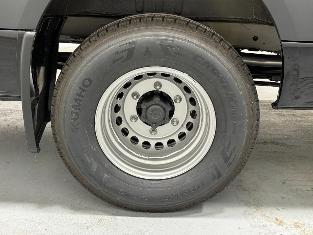 Mercedes-Benz Sprinter Cargo Van Vehicle Full-screen Gallery Image 5