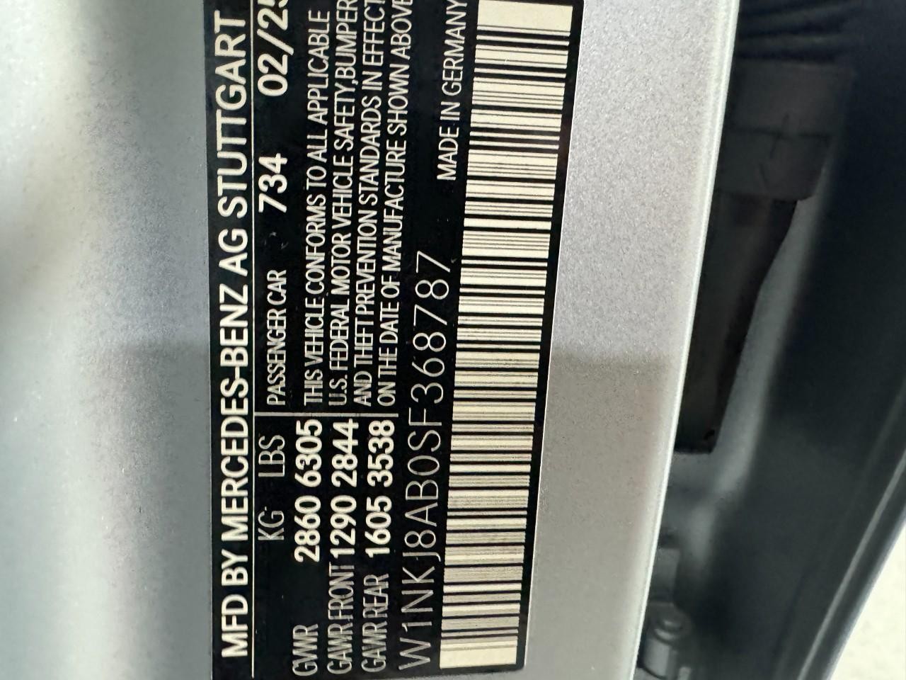 Mercedes-Benz GLC Vehicle Full-screen Gallery Image 37