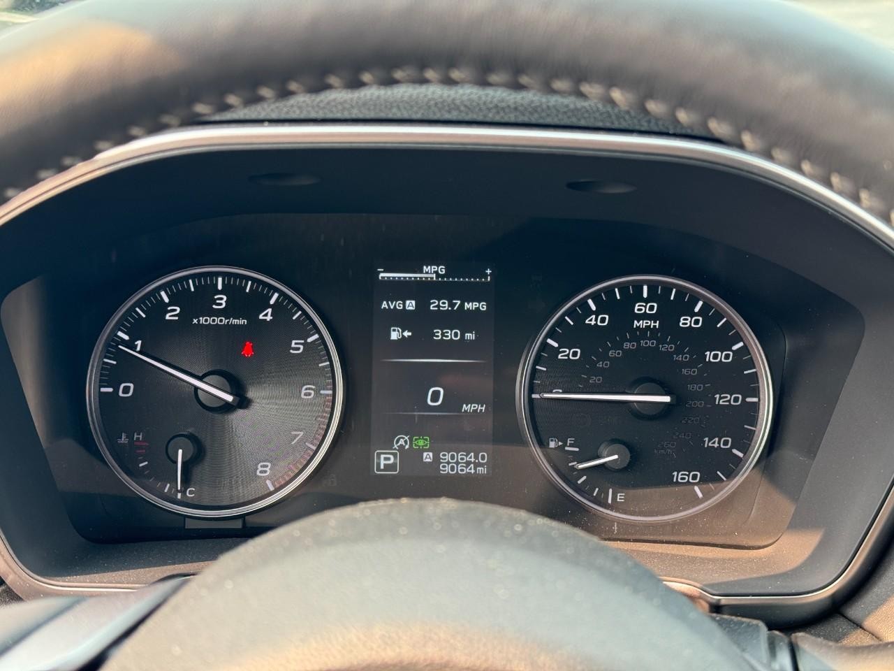 Subaru Outback Vehicle Full-screen Gallery Image 32