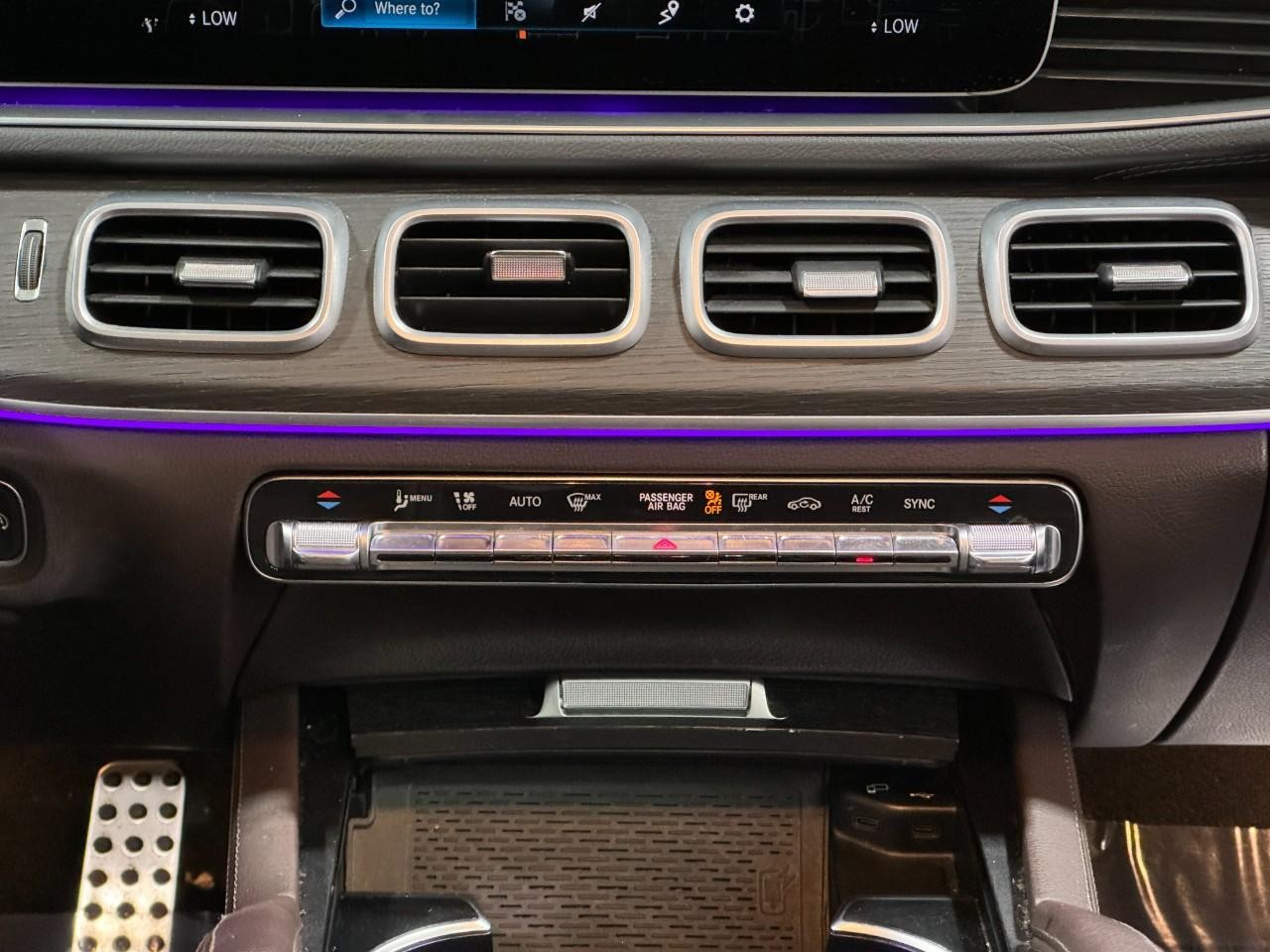 Mercedes-Benz GLS Vehicle Full-screen Gallery Image 18