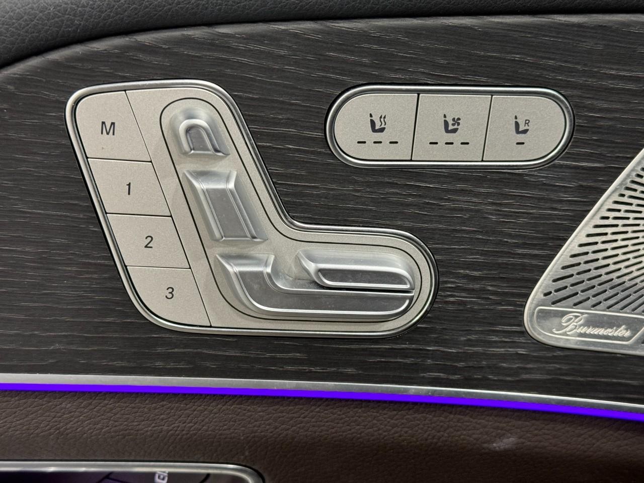 Mercedes-Benz GLS Vehicle Full-screen Gallery Image 28