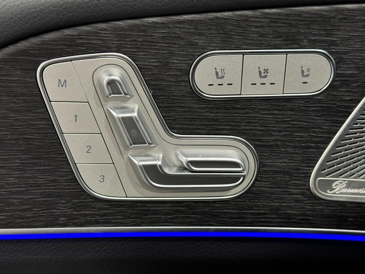 Mercedes-Benz GLS Vehicle Full-screen Gallery Image 27