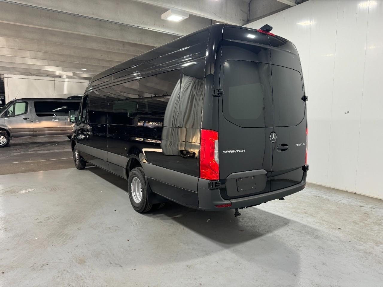 Mercedes-Benz Sprinter Cargo Van Vehicle Full-screen Gallery Image 3