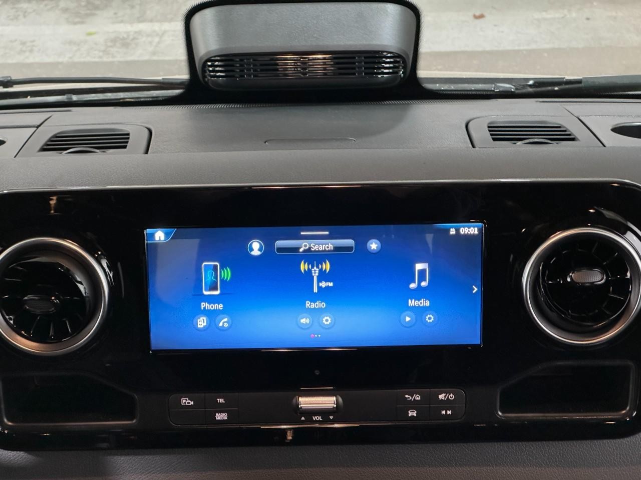 Mercedes-Benz Sprinter Cargo Van Vehicle Full-screen Gallery Image 14