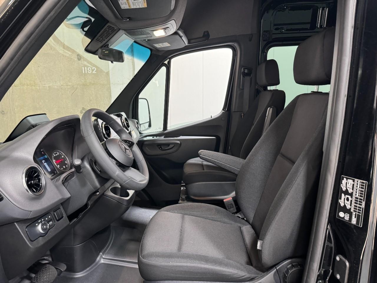 Mercedes-Benz Sprinter Cargo Van Vehicle Full-screen Gallery Image 25