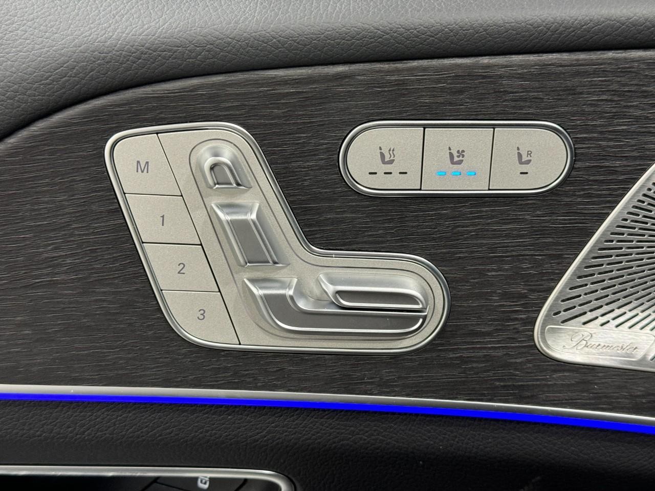 Mercedes-Benz GLS Vehicle Full-screen Gallery Image 27